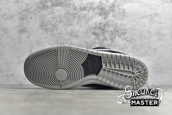 NIKE SB DUNK LOW J-PACK SHADOW BLACK/BLACK/GREY BQ6817-007