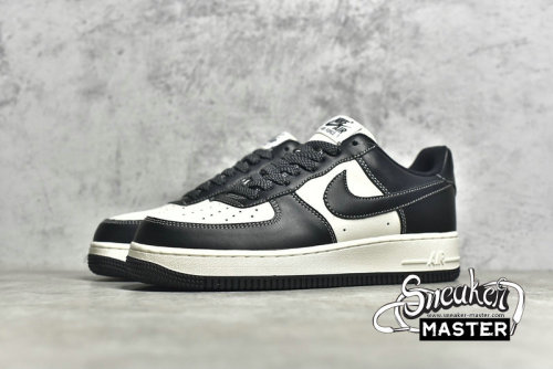 NIKE AIR FORCE 1 LOW BLACK/BLACK/WHITE MN5696-896