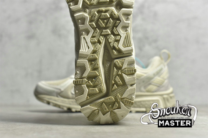 NEW BALANCE 410 RUNNING SHOES CREAM/CREAM/CREAM MT410SA5
