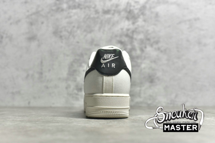 NIKE AIR FORCE 1 07 LOW CHAMELEON BLACK/BLACK/WHITE 315122-104