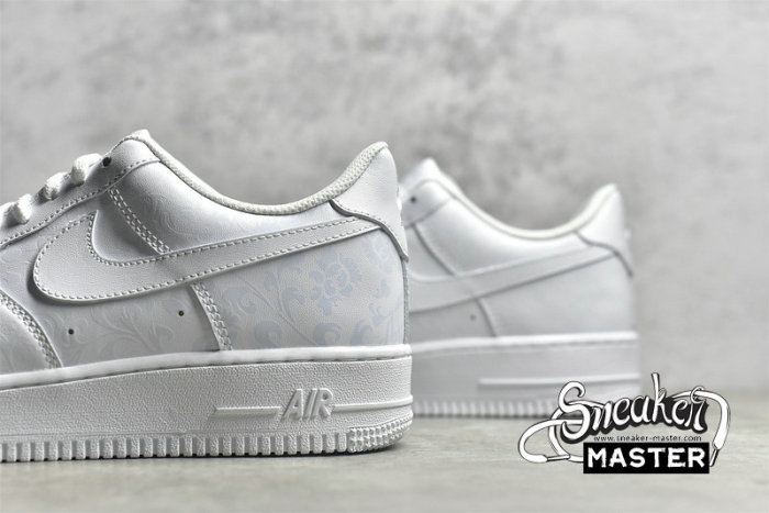 NIKE AIR FORCE 1 07 LOW WHITE/WHITE/WHITE CW2288-111