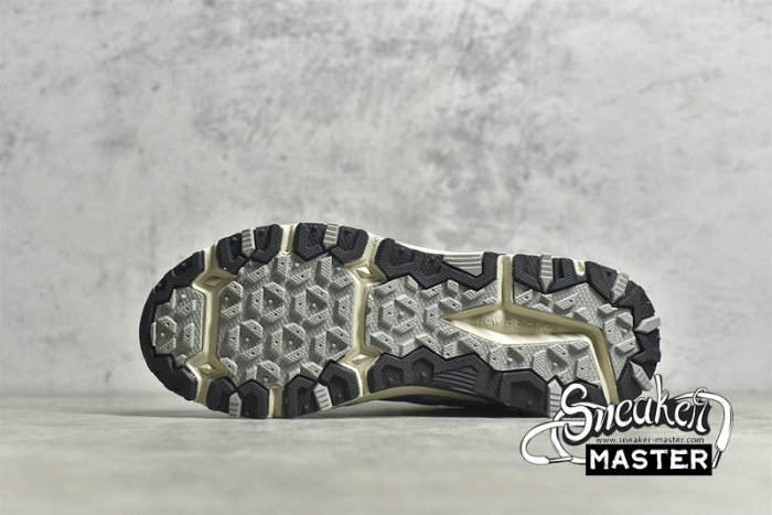 NEW BALANCE 410 2E WIDE SILVER/GREY/SILVER MT410KR5