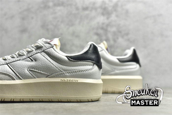 NEW BALANCE 302 SNEAKER WHITE/WHITE/BLACK CT302OD