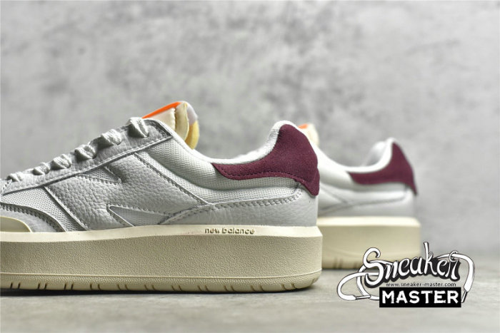 NEW BALANCE 302 SNEAKER BEIGE/WHITE/WINE RED CT302WD