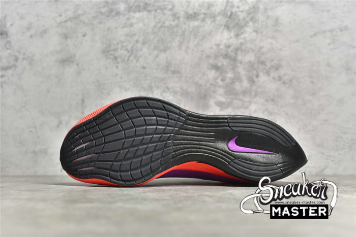 NIKE ZOOMX VAPORFLY NEXT% 2 HYPER VIOLET/FLASH CRIMSON/FOOTBALL GREY/BLACK CU4123-501