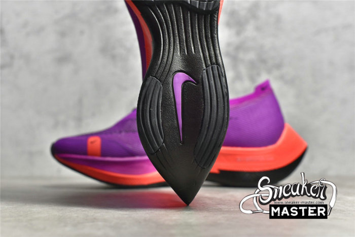 NIKE ZOOMX VAPORFLY NEXT% 2 HYPER VIOLET/FLASH CRIMSON/FOOTBALL GREY/BLACK CU4123-501