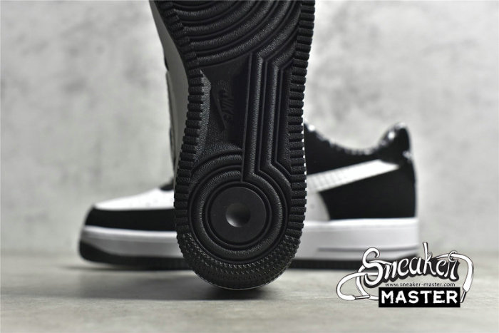 NIKE AIR FORCE 1 LOW BLACK/WHITE/METALLIC GOLD CW2024-002