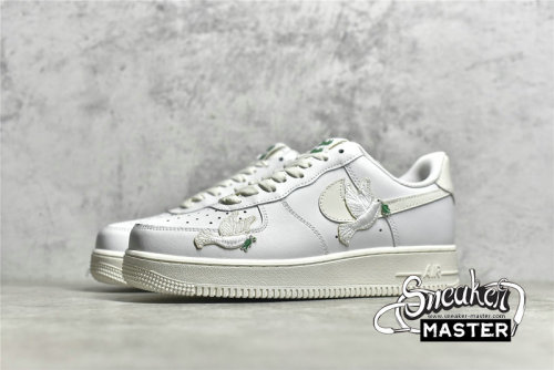 NIKE AIR FORCE 1 07 LOW WHITE/WHITE/WHITE RT6665-001