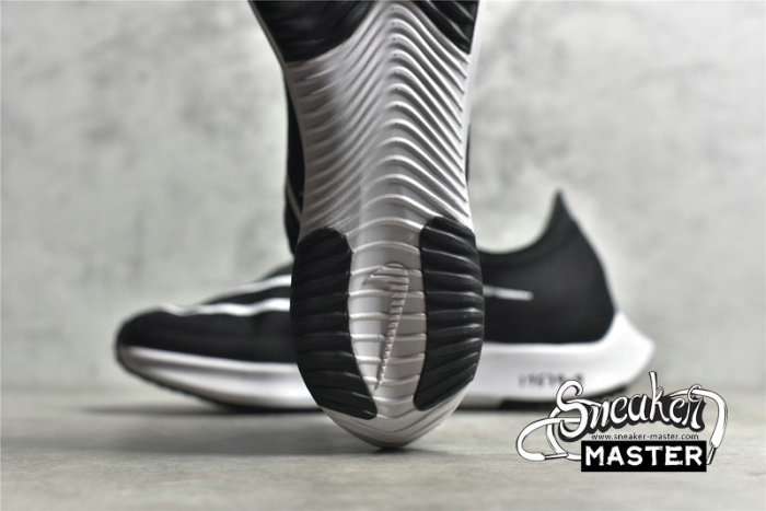 NIKE ZOOMX STREAKFLY BLACK/WHITE/PHOTON DUST DH9275-101