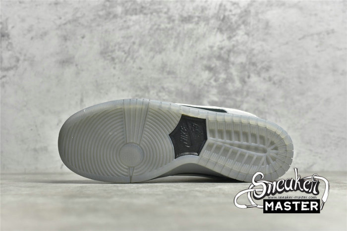 NIKE SB DUNK LOW PREMIUM PETOSKY WOLF GREY/BLACK/WHITE 313170-014