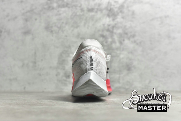 NIKE ZOOMX STREAKFLY WHITE/FLASH CRIMSON/HYPER VIOLET/BLACK DJ6566-100