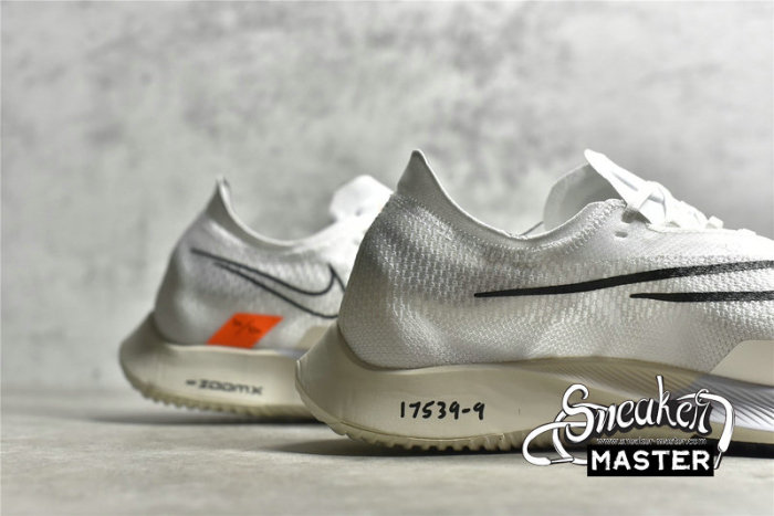 NIKE ZOOMX STREAKFLY WHITE/SUMMIT WHITE/PHOTON DUST/BLACK DH9275-100
