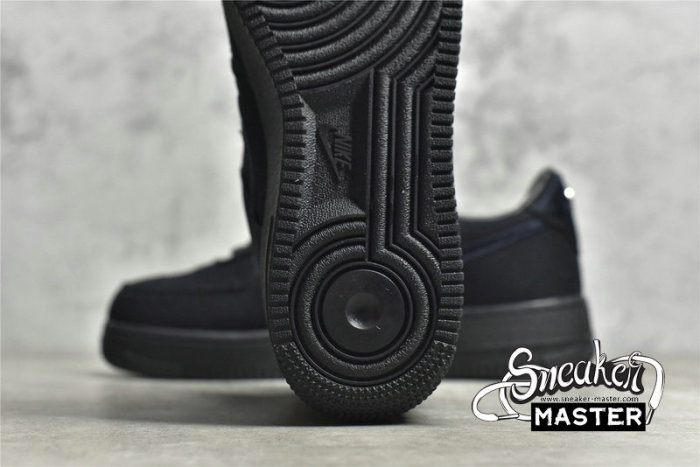 NIKE AIR FORCE 1 LOW STUSSY BLACK/BLACK/BLACK CZ9084-001