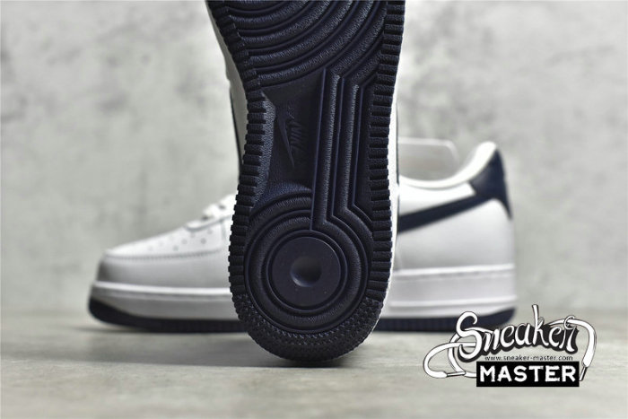 NIKE AIR FORCE 1 07 LOW WHITE/OBSIDIAN/WHITE AH0287-108