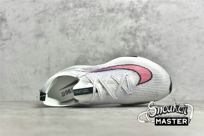 NIKE AIR ZOOM TEMPO NEXT% FLYEASE WHITE/FLASH CRIMSON/SPRUCE AURA CZ2853-102