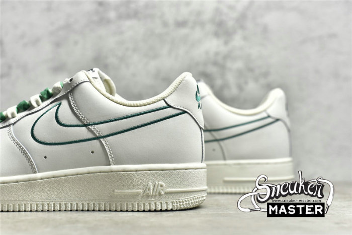 NIKE AIR FORCE 1 LOW WHITE/WHITE/GREEN CL6326-128