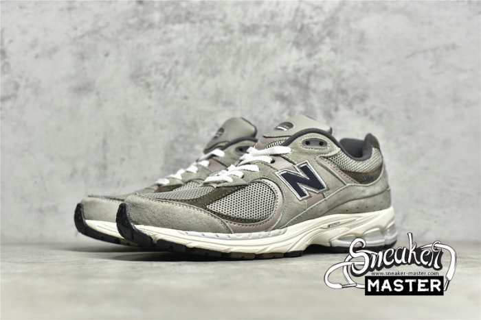 NEW BALANCE 2002R RUNNING SHOES WARM ALPACA/LIGHT CHALKBOARD M2002RAW