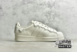 ADIDAS SUPERSTAR SHOES BEIGE/BEIGE/GOLD GW4441