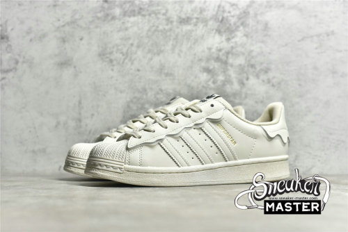 ADIDAS SUPERSTAR SHOES BEIGE/BEIGE/GOLD GW4441