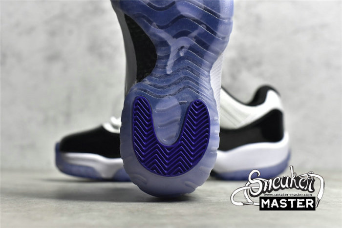 NIKE AIR JORDAN 11 RETRO LOW CONCORD WHITE/BLACK/WHITE 528895-153