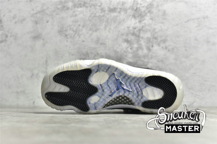 NIKE AIR JORDAN 11 RETRO LOW EMERALD WHITE/EMERALD RISE-BLACK 528895-145