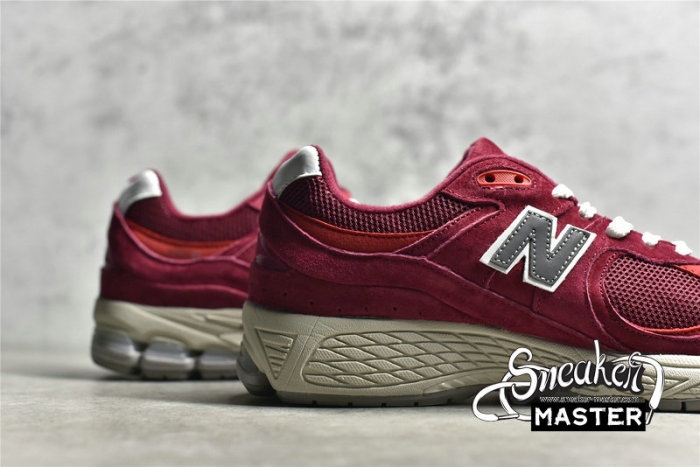 NEW BALANCE 2002R SUEDE PACK GARNET/DEEP EARTH RED M2002RHA