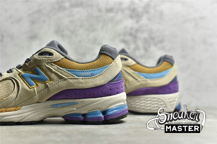 NEW BALANCE J.CREW X 2002R INCENSE RUNNING SHOES BEIGE/PURPLE/BLUE M2002RWA