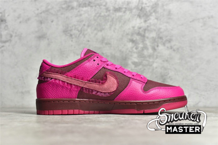 NIKE SB DUNK LOW VALENTINE'S DAY TEAM RED/PINK PRIME DQ9324-600