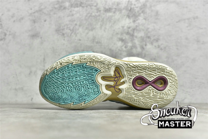 NIKE SUE BIRD X KYRIE 8 EP KEEP SUE FRESH SEA GLASS/DYNAMIC TURQUOISE/METALLIC GOLD DC9134-002