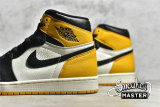 NIKE AIR JORDAN 1 RETRO HIGH OG YELLOW TOE TAXI/BLACK/SAIL 555088-711
