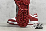 NIKE SB DUNK LOW RETRO GYM RED/GYM RED/WHITE/UNIVERSITY GOLD DD1391-602