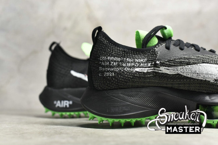 NIKE OFF-WHITE X AIR ZOOM TEMPO NEXT% BLACK/WHITE/GREEN CV0697-001