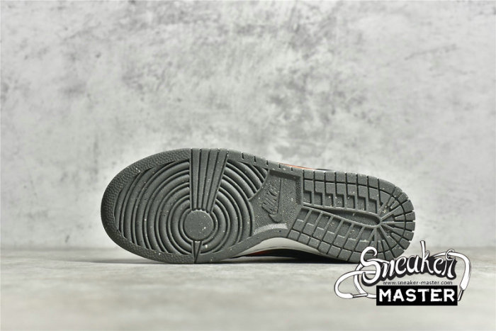 NIKE SB DUNK LOW GRAFFITI PACK BLACK/RED/WHITE DM0108-001