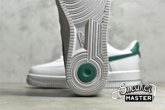 NIKE AIR FORCE 1 LOW SAIL/MALACHITE-WHITE-METALLIC GOLD DQ7658-101