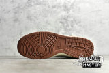 NIKE SB DUNK LOW PREMIUM SAIL/MEDIUM CURRY/FOSSIL DD1390-100
