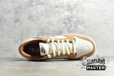 NIKE SB DUNK LOW PREMIUM SAIL/MEDIUM CURRY/FOSSIL DD1390-100