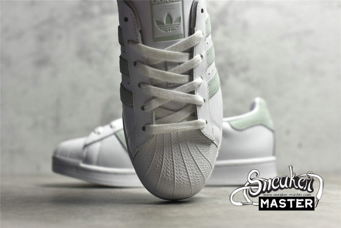 ADIDAS SUPERSTAR SHOES CLOUD WHITE/VAPOUR GREEN/CORE BLACK EE7401