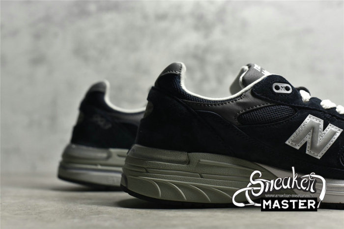NEW BALANCE 993 RUNNING SHOES MADE IN USA NAVY/WHITE/SILVER MR993NV