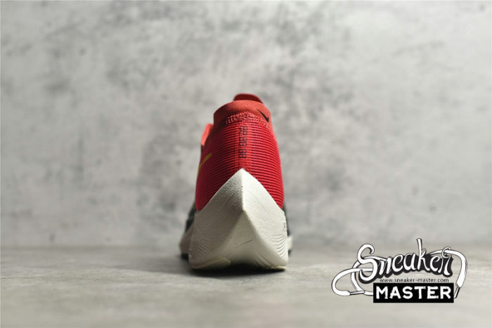 NIKE ZOOMX VAPORFLY NEXT% 2 SIREN RED/DARK SMOKE GREY/SUMMIT WHITE/VOLT CU4111-600