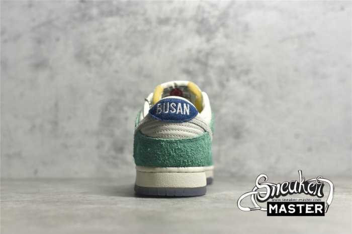 NIKE SB DUNK LOW ROAD SIGN X KASINA SAIL/WHITE/NEPTUNE GREEN/INDUSTRIAL BLUE CZ6501-101