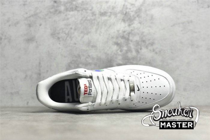 NIKE AIR FORCE 1 LOW 07 WHITE/WHITE/SILVER DO8181-137