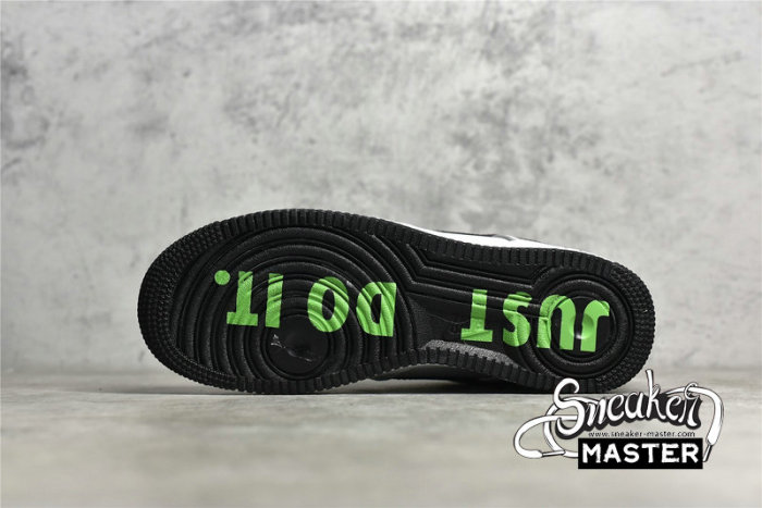 NIKE AIR FORCE 1 LOW 07 LX JUST DO IT SNAKESKIN WHITE/BLACK/WHITE DV1492-101