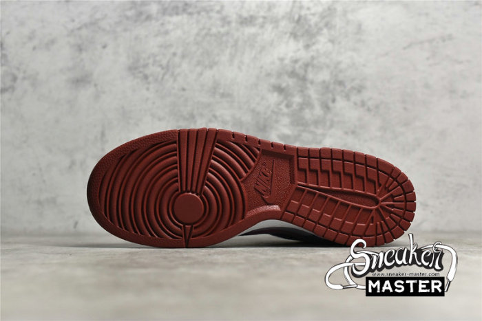 NIKE SB DUNK LOW RETRO SP PLUM DAYBREAK/BARN-PLUM CU1726-500