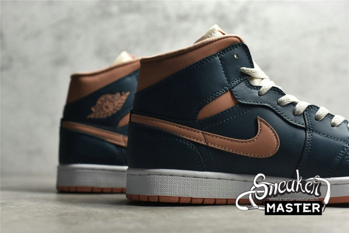 NIKE AIR JORDAN 1 MID DARK TEAL GREEN/DARK TEAL GREEN BQ6472-308