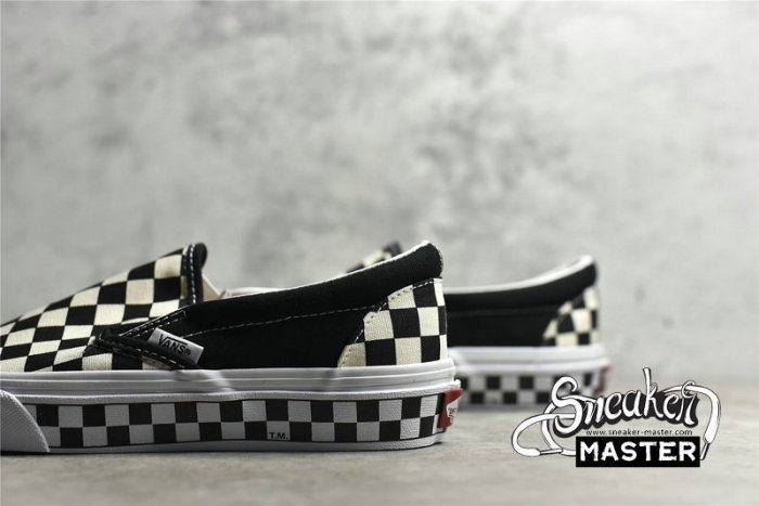 VANS SLIP-ON CHECKERBOARD BLACK/WHITE/BLACK VN0A38F7PVA
