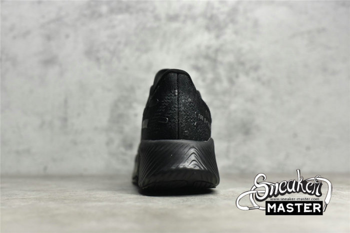NEW BALANCE DISTRICT VISION X FUELCELL RC ELITE V2 BLACK/BLACK/TEAM RED MRCELDV2