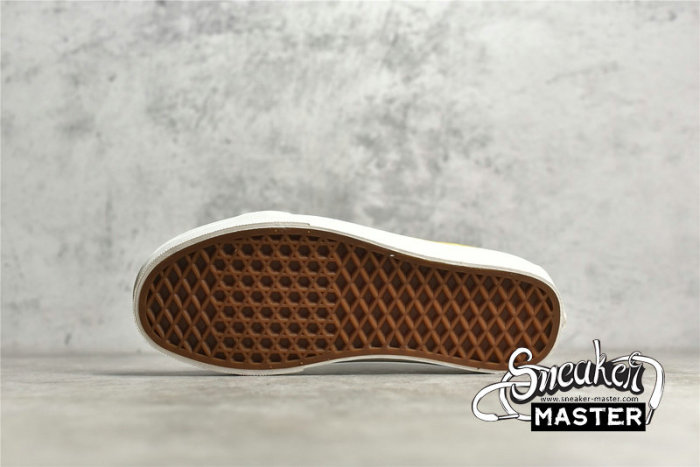 VANS SK8-LOW REISSUE SF X THE TEXTURED WAVES BEIGE/BLACK/GOLD VN0A4UWIB83