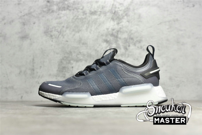 ADIDAS NMD_V3 SHOES ONIX/ONIX/ICE MINT GZ4353