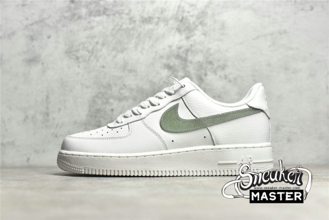 NIKE AIR FORCE 1 LOW GLITTER SWOOSH SUMMIT WHITE/GREY FOG/DUSTY SAGE DH4407-101