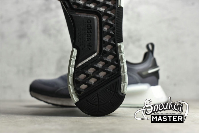ADIDAS NMD_V3 SHOES ONIX/ONIX/ICE MINT GZ4353